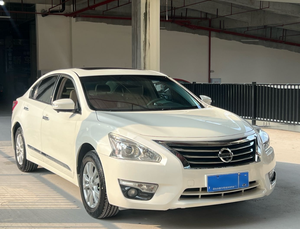 Nissan Teana 2.0L XL Comfort Sedan 2016, Autos Usados en Venta, Vehículo Japonés Confiable de Gasolina a Bajo Precio - Product Image 2