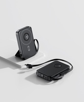 Batterie externe en plastique avec câble intégré 2026, 10000 mAh, support magnétique 3-en-1 pour montre et écouteurs, chargeur portable 22,5 W pour l'export