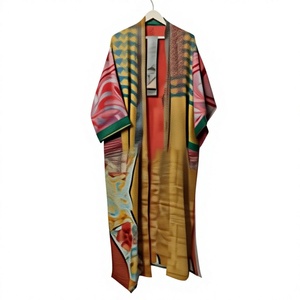Robe de chambre longue en soie japonaise vintage pour femme, élégante, avec design patchwork, inspirée des saris indiens, style kimono, respirante et à séchage rapide - Product Image 1