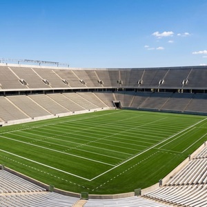 Gazon artificiel haute densité à longue durée de vie pour terrains de football, en PE monofilament, résistant aux UV, à haute capacité de drainage et résistant à l'usure - Product Image 5