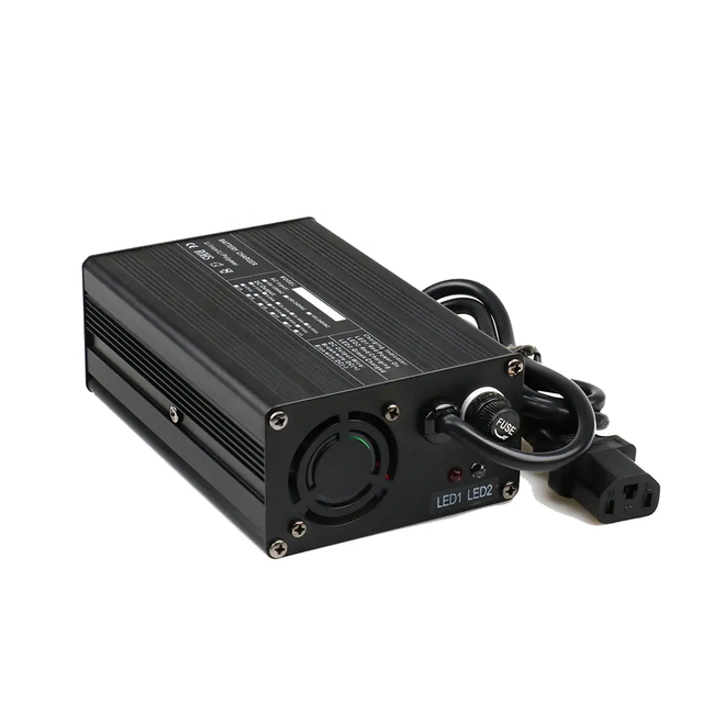 7 Cells 29.4V 3A 4A Lithium Battery Charger for 24V 10AH 18650 Battery Pack for E-bike Sweeper Scooter Charger