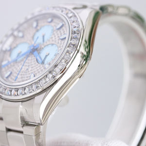 Cadran bleu glace 2026 avec une anneau extérieur arc-en-ciel coloré présentant une texture brillante et transparente. Une montre mécanique de pointe - Product Image 4