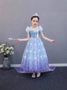 Vestido de Princesa Elsa Brillante de Frozen de HP con Mangas Abullonadas y Cola Larga hasta el Suelo para Fiesta de Cumpleaños - Product Image 5