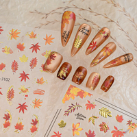Autocollants 3D en relief pour ongles, feuilles d'érable dorées, feuilles d'érable en feuille d'or, autocollants DIY pour ongles d'automne, vente en gros