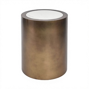 Taburete Metálico Minimalista con Forma de Cilindro, Mueble Duradero para el Hogar, Otomana para Sala de Estar, Taburetes Hechos a Mano en Oferta - Product Image 1