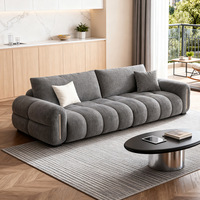 Sofá Moderno con Mechones, Tapizado en Tela de Pana Acanalada, con Reposabrazos con Detalles Metálicos, Color Gris Carbón Texturizado, para Sala de Estar