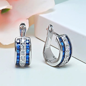 Boucles d'oreilles simples pour femmes, accessoires d'oreille classiques pour un usage quotidien - Product Image 2