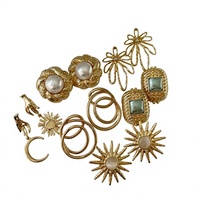 Anting Tusuk Motif Bunga Matahari Bulan Gaya Eropa Amerika, Desain Unik, Vintage, Mutiara Imitasi, Lingkaran, Paduan Logam, untuk Wanita