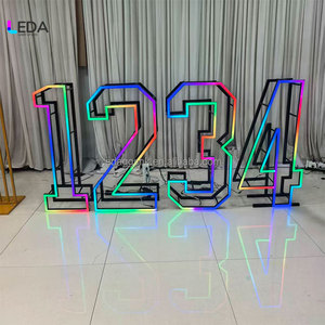 2026 LEDA Chiffre d'anniversaire pliable en métal avec cadre en fer, lettres néon RGB pour décoration de fête et d'événement - Product Image 3
