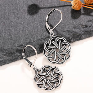 Pendientes de Plata Antigua E2270 con Nudo Celta Vintage para Mujer, Joyería para Uso Diario - Product Image 4