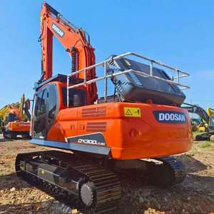 Excavadora Usada Doosan DX300LC-9C en Buen Estado, Equipo de Construcción de 30 Toneladas con Cucharón de Excavación y Componentes Principales del Motor en Venta - Product Image 3