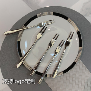Forchetta da frutta in acciaio inossidabile 304 in stile Ins, torta di lusso leggera per la casa e l'hotel, Dessert, forchetta per frittelle e bastoncini di frutta Set da tavola - Product Image 6