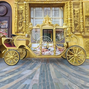 Exquisita Carruaje de Caballos de Princesa con 4 Ruedas, Escultura Real Popular, Carro de Boda en Venta - Product Image 4