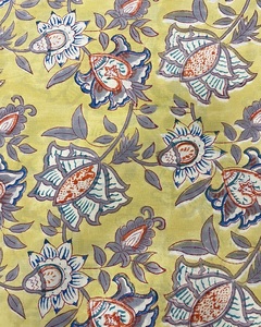 Tela de Algodón Indio Estampada a Mano con Diseño Floral, Ligera, 110 GSM, para Textiles del Hogar, Vestidos, Bolsos, Cortinas y Fundas - Product Image 3