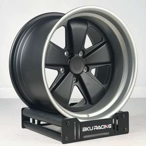 Kw 2 pièces Deep Dish Roues forgées pour <span class=keywords><strong>Porsche</strong></span> 964 <span class=keywords><strong>911</strong></span> <span class=keywords><strong>carrera</strong></span> 944 964 987 <span class=keywords><strong>930</strong></span> 997 16 17 18 pouces 5x130 jantes de course en alliage - Product Image 1