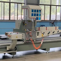 Profilé aluminium-plastique double tête machine de sciage est utilisé pour peut être coupé à n'importe quel Angle aluminium-plastique profils