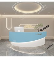 Comptoir de réception de luxe en arc avec éclairage LED, en MDF, pour salon de beauté, bar, caisse, magasin de vêtements, hôtel moderne, hôpital