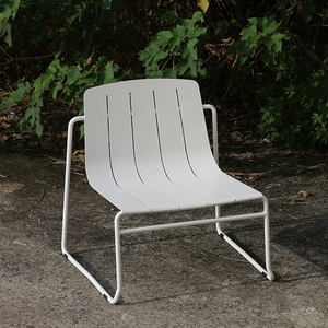Silla de metal para exteriores de estilo moderno, silla de café en forma de trineo de aluminio para patio y jardín - Product Image 3