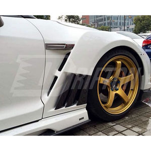Juego de guardabarros anchos estilo VRS 2013 para Nissan R35 GTR, parcialmente de fibra de carbono - Product Image 2