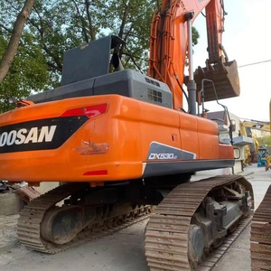 Excavatrice d'occasion DOOSAN DX530 coréenne de haute qualité, 53 tonnes, moteur Scania DC13, godet de 3,2 m, moteur/pompe principaux à vendre - Product Image 2