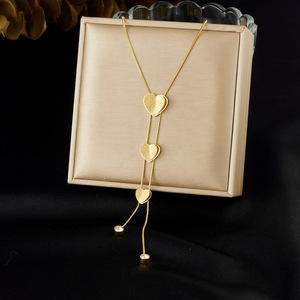 Fashionable Gold Plated Stainless Steel Heart Shape Chain Tassel Pendant Clavicle Necklace For Daily Wear Gift - Product Image 1