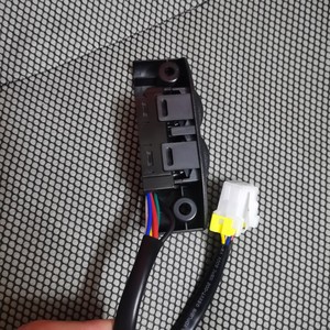 สวิตช์กระจกไฟฟ้านิสสัน 87066CD000 สำหรับอะไหล่ทดแทนรถยนต์ 350Z ปี 2003 - Product Image 4