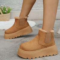 Bottes d'hiver à semelle épaisse pour femmes, nouveau style, épaisses et douillettes, tendance et chaudes, bottes courtes à une seule chaussure