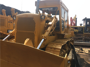 Bulldozer sur chenilles Caterpillar D7G d'occasion japonais, modèle 2023, moteur 90 CV, pompe, moteur, grand dozer, ripper, 25000 kg, 8,6 m - Product Image 4