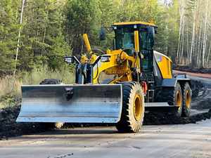 Motoniveladora 4260D con Motor de Bajo Consumo de Combustible de 260 HP, con Ripper Opcional de Una o Tres Dientes - Product Image 6