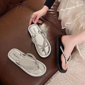 2026 New Pearl Flip Flops for Women Summer <b>Flat</b> Soft Sole Clip Toe Beach <b>Sandals</b> Outdoor Wholesale - Product Image 2