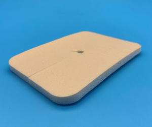 Apósito de Traqueostomía de Espuma Hidrófila No Adhesiva con Abertura Tipo Ojo de Cerradura, Desinfectante, Tipo Eos, Hecho de Silicona Líquida de Poliuretano - Product Image 4