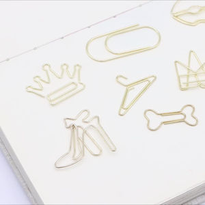 8 unids/caja Mini divertido lindo Metal oro galvanoplastia perchas Perro Amor estrella dibujos animados forma papel Clips divertido marcapáginas marcado Clips - Product Image 2