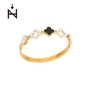 Bracelet manchette en acier inoxydable doré avec 5 motifs floraux pour femme, à porter au quotidien - Product Image 2