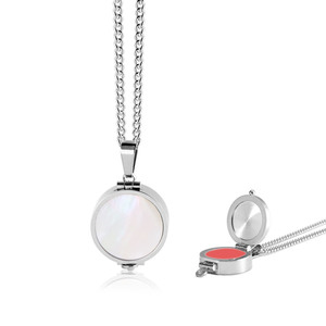 Dây chuyền son dưỡng môi ngọc trai mới của Senhua với mặt dây chuyền nhẫn bằng thép không gỉ mạ vàng 18K có thể điều chỉnh dành cho nữ. - Product Image 2