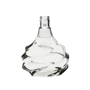 Botellas de Vidrio Exóticas y Exquisitas Personalizadas de 700 ml para Whisky, Vodka, Brandy y Ron - Product Image 1