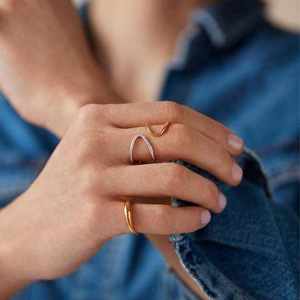 Flusso liberamente rompere la linea d'onda asimmetrica di Routine Micro intarsio zircone anello di apertura basso MOQ fornitore di gioielli - Product Image 5