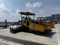 Paveuse d'asphalte et de béton sur chenilles CLG518E, finisseur routier de 18,5 m, 1800 t/h, 321 kW, épaisseur de pavage de 600 mm pour la construction routière