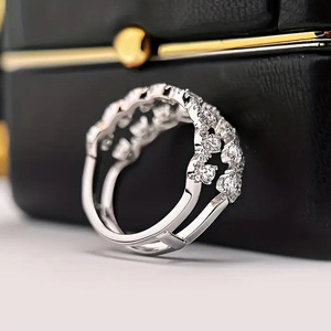 Elegante Anello a Doppio Strato per Donne, Gioiello da Dito Scintillante e alla Moda - Product Image 3
