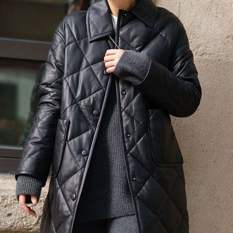 3280-1 New Arrivals Elegant Black Sheepskin Lapel Rhombus Single Breasted Button  90 Goose Down Coat Coats for Women