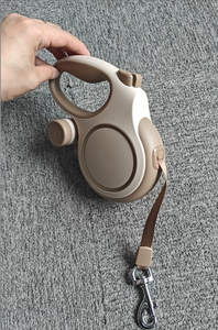 Laisse rétractable robuste de 5 m pour chien, anti-emmêlement, avec distributeur de sacs à déjections, pour grands chiens en extérieur - Product Image 4