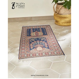 Alfombra de Oración de Lana Hecha a Mano de Calidad de Exportación, Alfombra Musulmana Duradera y Suave para el Namaz, para Uso Diario en la Adoración, en Venta - Product Image 4