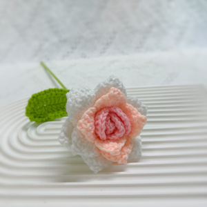 DIY Vente en gros de roses au crochet, fleurs de roses artisanales finies pour un cadeau de la Saint-Valentin - Product Image 2