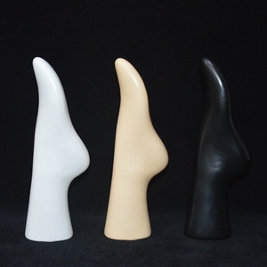 <span class=keywords><strong>Mannequin</strong></span> de <span class=keywords><strong>pied</strong></span> féminin pour présentation de chevillères, modèle de <span class=keywords><strong>pied</strong></span> en plastique noir/blanc - Product Image 1