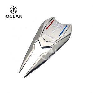 Forcella di riparazione per mazze da Golf con Design magnetico - Product Image 1