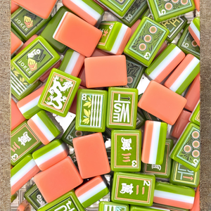 En stock, Nouveau Mini Set de Mahjong de Voyage 4 couches en Mélamine Gravée, Luxe Moderne, 160 Tuiles Vert Art, Édition Américaine - Product Image 2