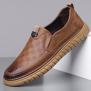 Mocassins en cuir pour hommes, bout rond, à enfiler, semelle en caoutchouc respirante, chaussures décontractées toutes saisons - Product Image 1