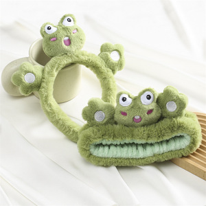 Nueva Tendencia 2026: Súper Adorable Juguete de Peluche Tridimensional, Lindo Lazo <span class=keywords><strong>para</strong></span> el Cabello con Cara de Rana Peluda, Colores Variados <span class=keywords><strong>para</strong></span> Mujer - Product Image 3