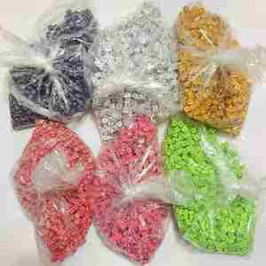 1 Bolsa de 1000 Piezas de Dados Poliédricos de Diseño Nuevo para Juegos, Mini Dados Acrílicos de 8mm, Coloridos D6 - Product Image 6