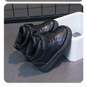 รองเท้าวิ่งเด็กเล็กสีขาวแบบหุ้มข้อ ระบายอากาศได้ดี สำหรับเด็กผู้ชายและเด็กผู้หญิง ปิดด้วยแถบตีนตุ๊กแก วัสดุ PU ด้านบนเป็นตาข่าย - Product Image 6