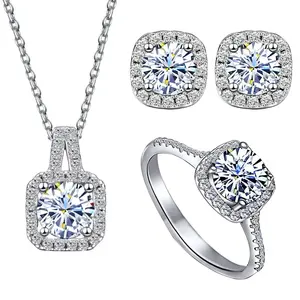 Hot Selling Simple Fashion Atmosphere Wild High end Shiny T Square Bag Earrings Necklace Ring 3 piece Combination Jewelry Se